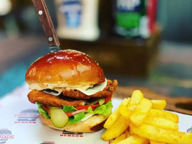 Food Haus Burger'nin yemek ve ambiyans fotoğrafları 6
