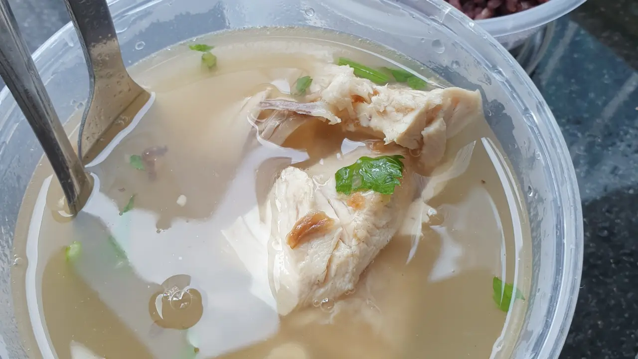 Sop Ayam Pak Min Klaten