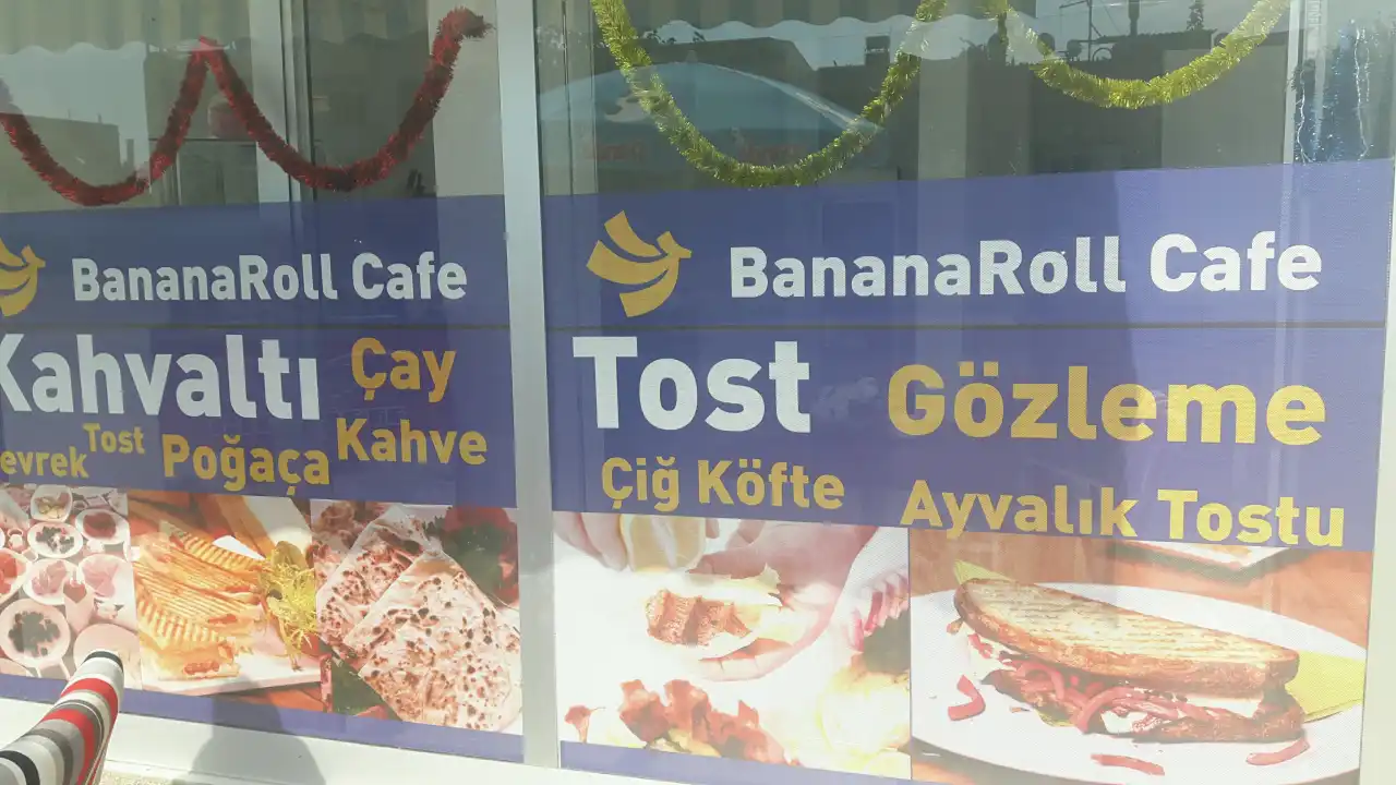 BananaRoll Cafe