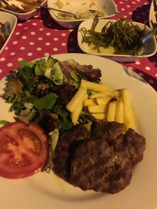 Komşu Restaurant'nin yemek ve ambiyans fotoğrafları 3