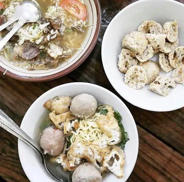 Baskom - Bakso Komplit