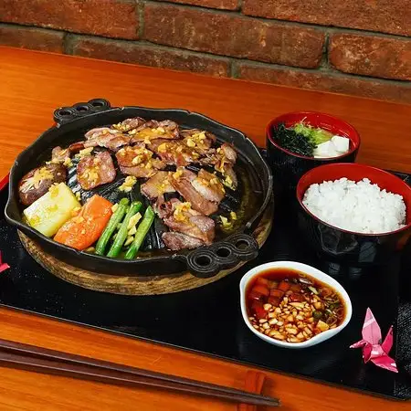 Gambar Makanan Midori Japanese Restaurant 4