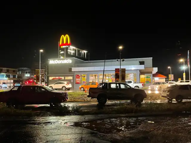 McDonald’s & McCafe Drive-Thru Food Photo 14