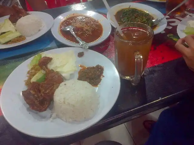 Gambar Makanan Ayam Lepaas 6