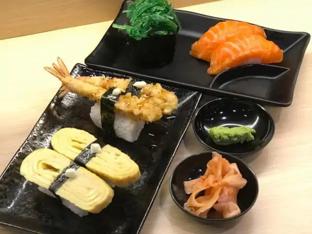 Gambar Makanan Sushi Man 12