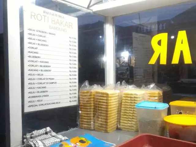 Gambar Makanan Roti Bakar Codo 1