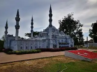 Taman Tamadun Islam ( TTI Management Sdn Bhd )