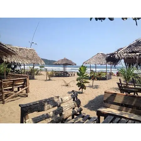 Gambar Makanan Bamboo Beach Bar Pangadaran 17