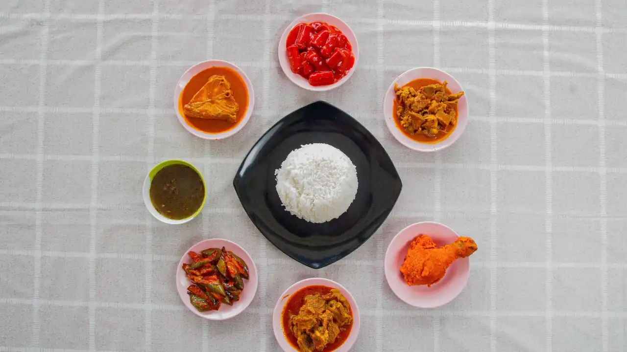 Maimunah Food Court (Tg Aru)