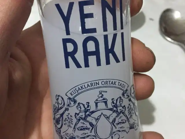 Rakı Icen Her Insan Güzeldir'nin yemek ve ambiyans fotoğrafları 5