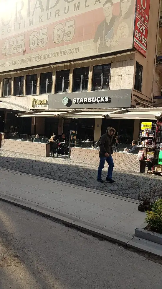 Starbucks Coffee Karanfil'nin yemek ve ambiyans fotoğrafları 62