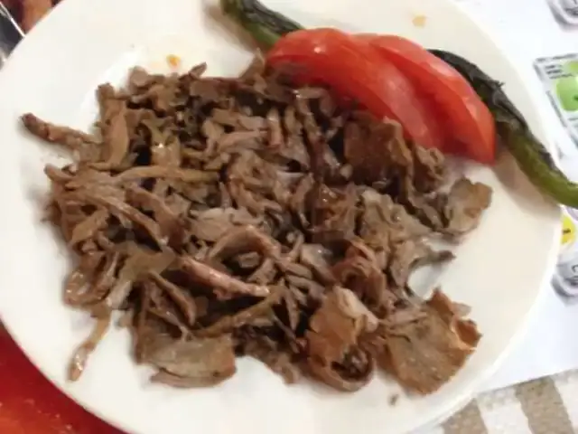 Özşark Yaprak Döner & Kebap Salonu'nin yemek ve ambiyans fotoğrafları 8