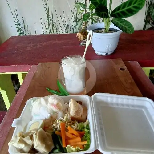 Gambar Makanan Gado-Gado Bu Aza, Blimbing 4