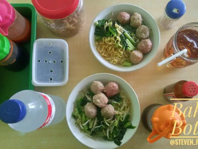 Gambar Makanan Bakso Botak 4