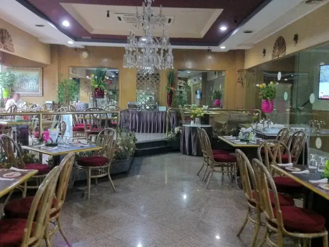 Gambar Makanan Theresia Cafe - Hotel John's Pardede International 4