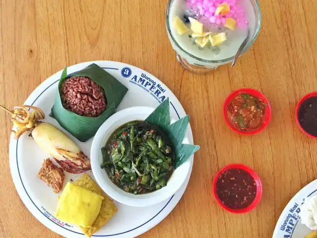 Gambar Makanan Warung Nasi Ampera 3