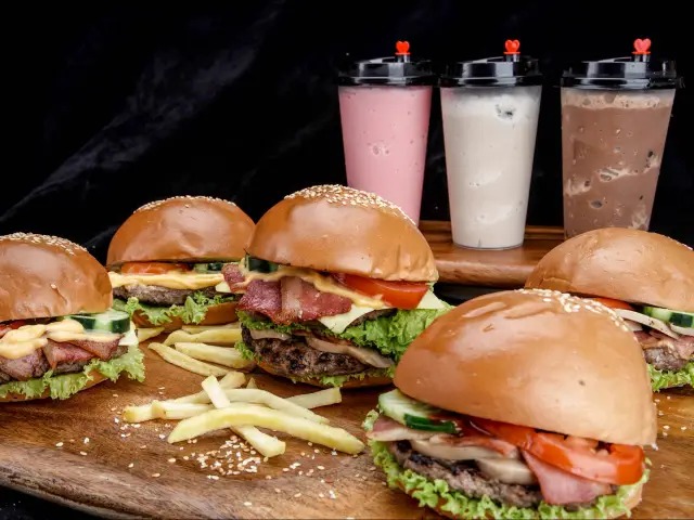 JG Burger - Macaria Drive Food Photo 1