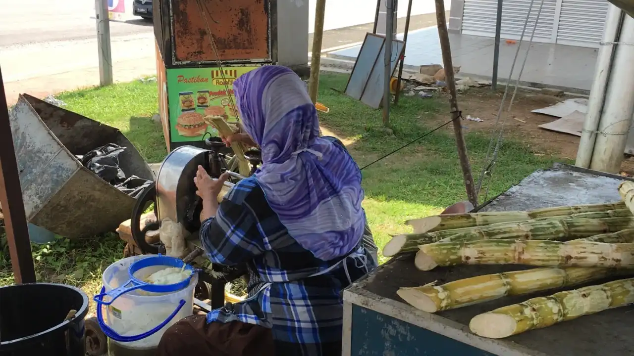 Gerai Sudin Tebu, Taman Bunga Raya