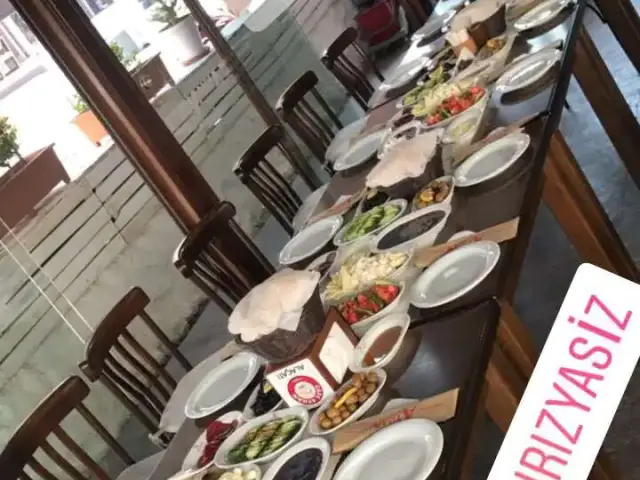 Cafe Ayhan'nin yemek ve ambiyans fotoğrafları 6