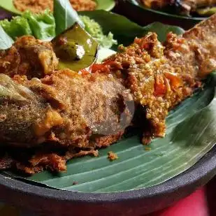 Gambar Makanan Ayam Penyet Doko Solo, Listrik 18