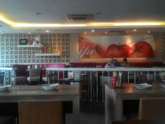 Gambar Makanan Pizza Hut Juanda 17