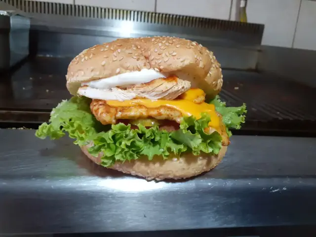Usta Burger Büfe'nin yemek ve ambiyans fotoğrafları 5