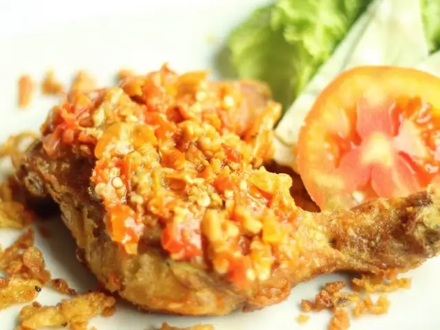 Gambar Makanan Bebek & Ayam Penyet Beckam 3