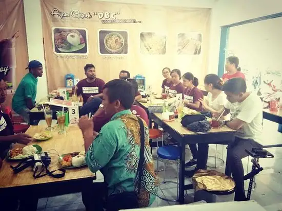 Gambar Makanan Ayam Geprek DBC 17