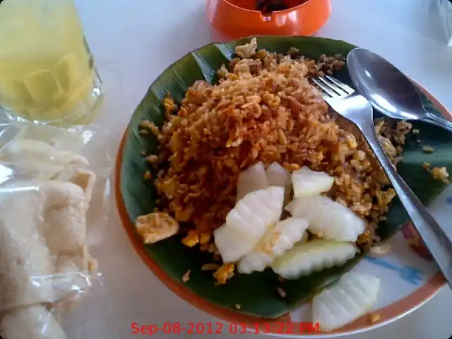 Gambar Makanan Spesial Nasi Goreng "Bu Djaikem" 13