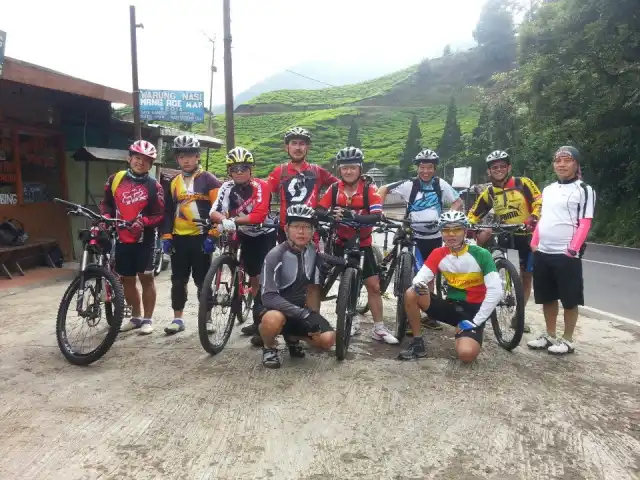 Gambar Makanan Base Camp MTB "Warung Mang Ade" Puncak 14