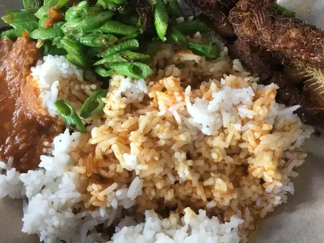 Nasi Kukus Ayam Dara Berempah Food Photo 8