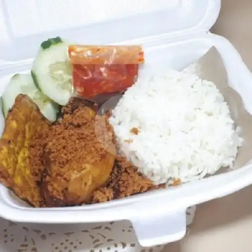 Gambar Makanan Ayam Geprek & Kue Balok Brownies Jati Kramat, Bekasi 11