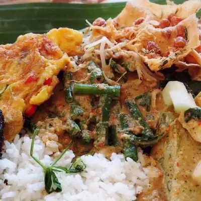 Sego Pecel Madiun Mergoroso