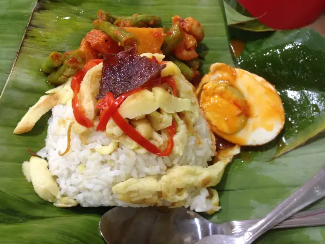 Gambar Makanan Cafetaria Mekar Jaya 8