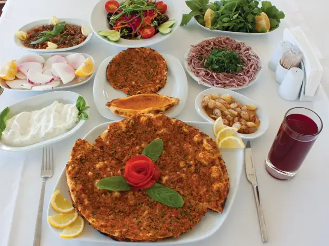 Taşköprü Adana Kebapçısı'nin yemek ve ambiyans fotoğrafları 4