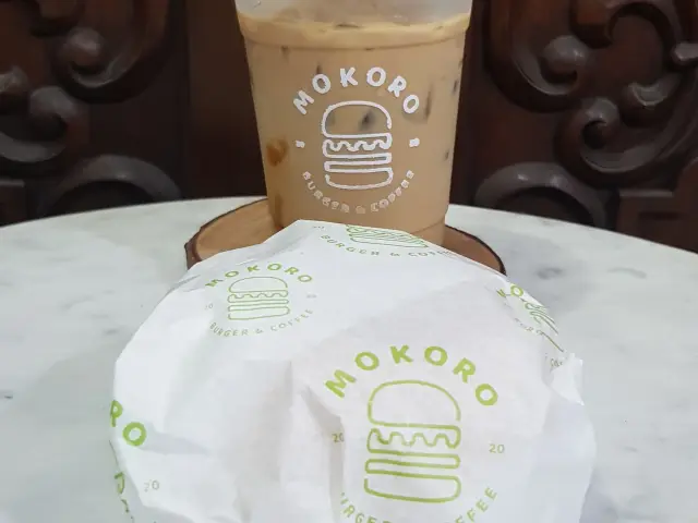 Gambar Makanan Mokoro Burger & Coffee 15