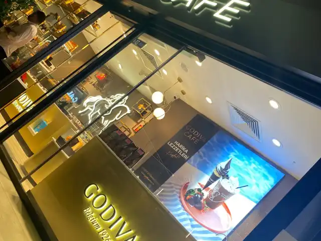 Godiva Cafe'nin yemek ve ambiyans fotoğrafları 11