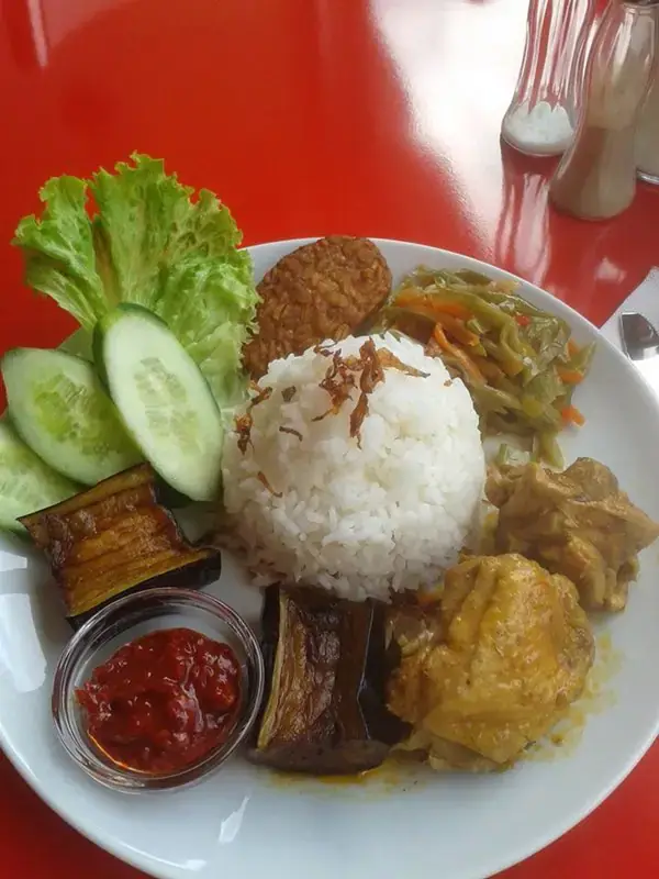 Warung Nusantara Indonesian Restaurant'nin yemek ve ambiyans fotoğrafları 73