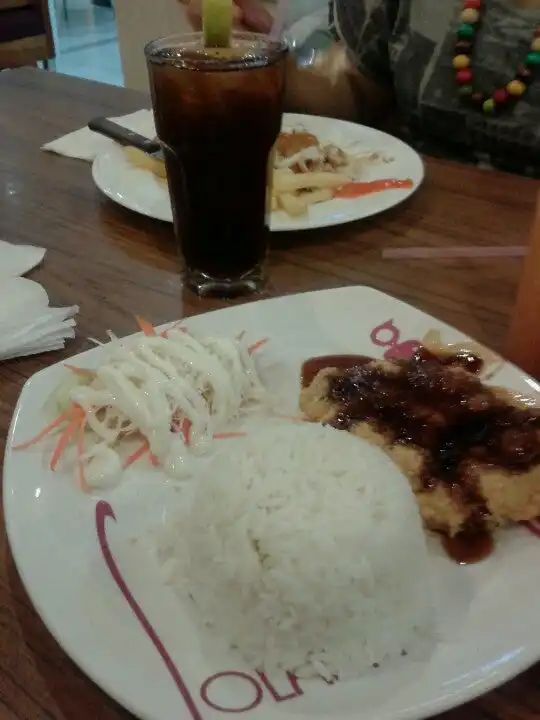 Gambar Makanan Solaria 16