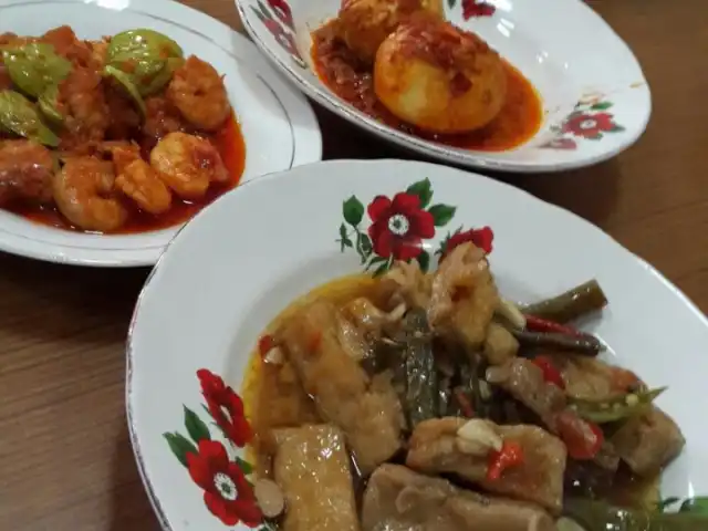 Gambar Makanan Rumah Makan Padang Medan 6