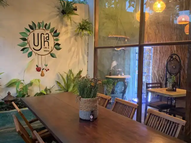 Gambar Makanan Usha Cafe & Bakery 11