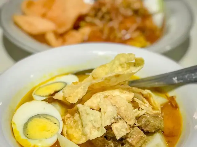 Gambar Makanan Kupat Tahu & Lontong Kari Cicendo 8