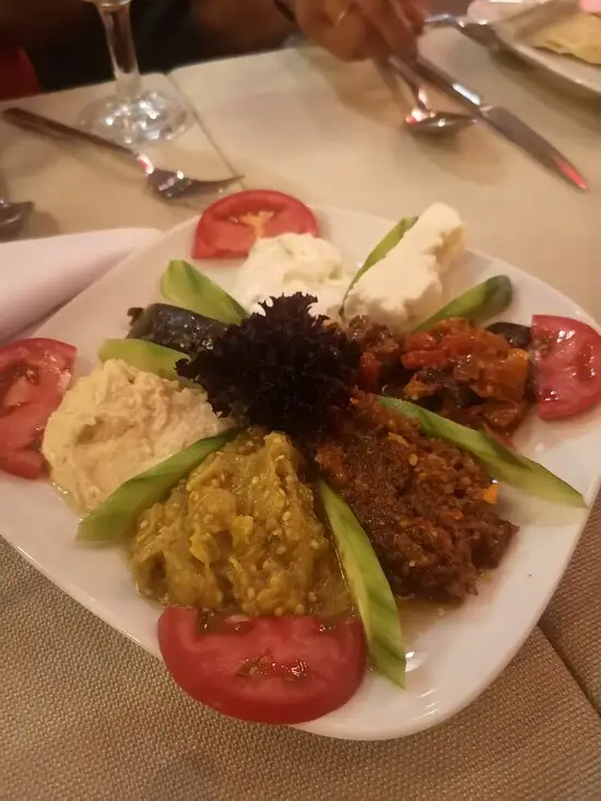 İstanbul Enjoyer Cafe & Restaurant'nin yemek ve ambiyans fotoğrafları 8