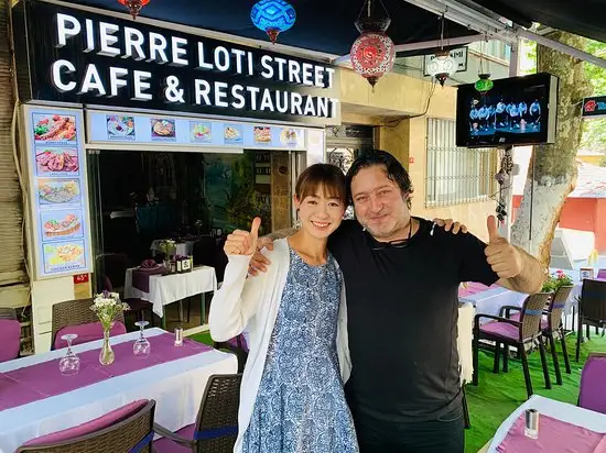Pierre Loti Street Cafe & Restaurant'nin yemek ve ambiyans fotoğrafları 52