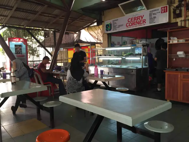 Medan Selera Subang Hi-Tech Food Photo 3