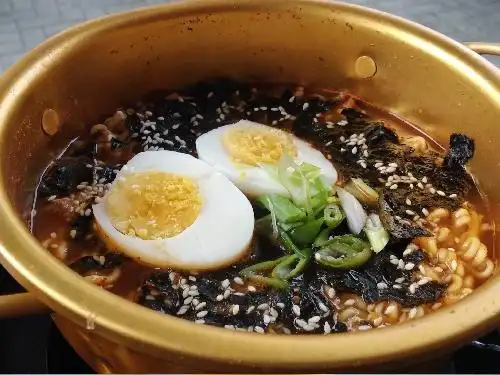 Street Ramyeon