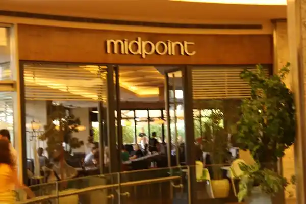 Midpoint'nin yemek ve ambiyans fotoğrafları 1