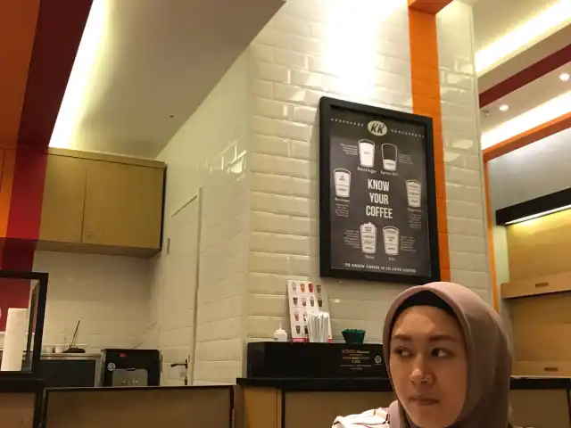 Gambar Makanan Krispy Kreme Café 3