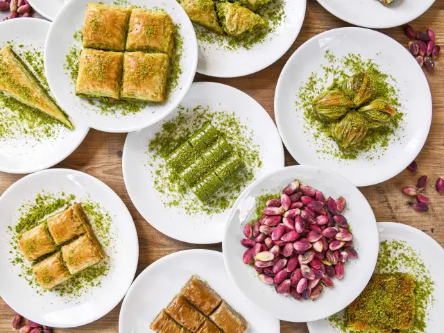 Gaziantepli Bozoğlu Baklava & Börek'nin yemek ve ambiyans fotoğrafları 1