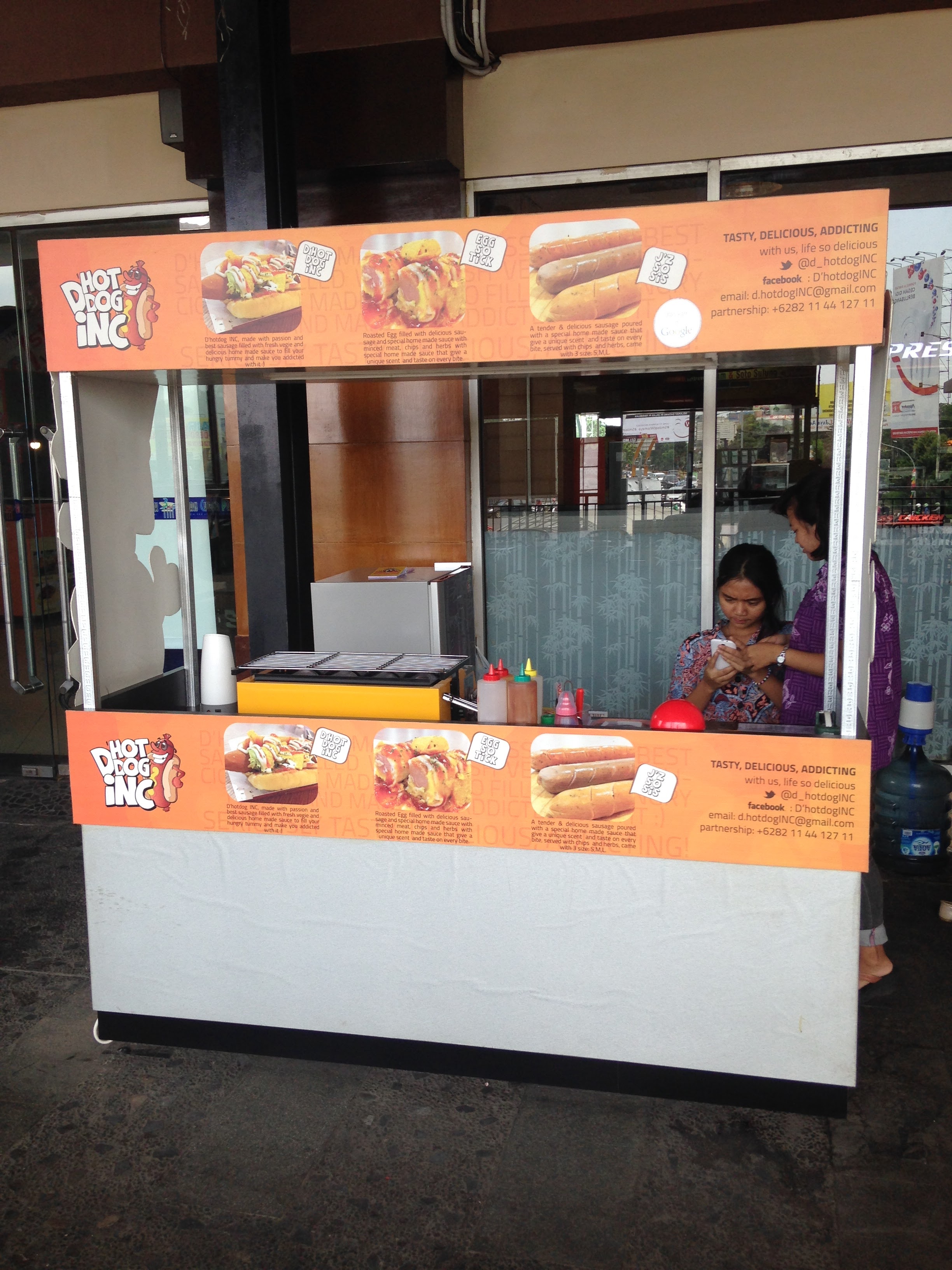 Hot Dog Inc terdekat Restoran dan Tempat Makan western food terdekat